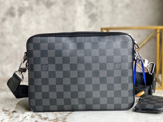 TRIO VUITTON LOUIS MESSENGER 0709